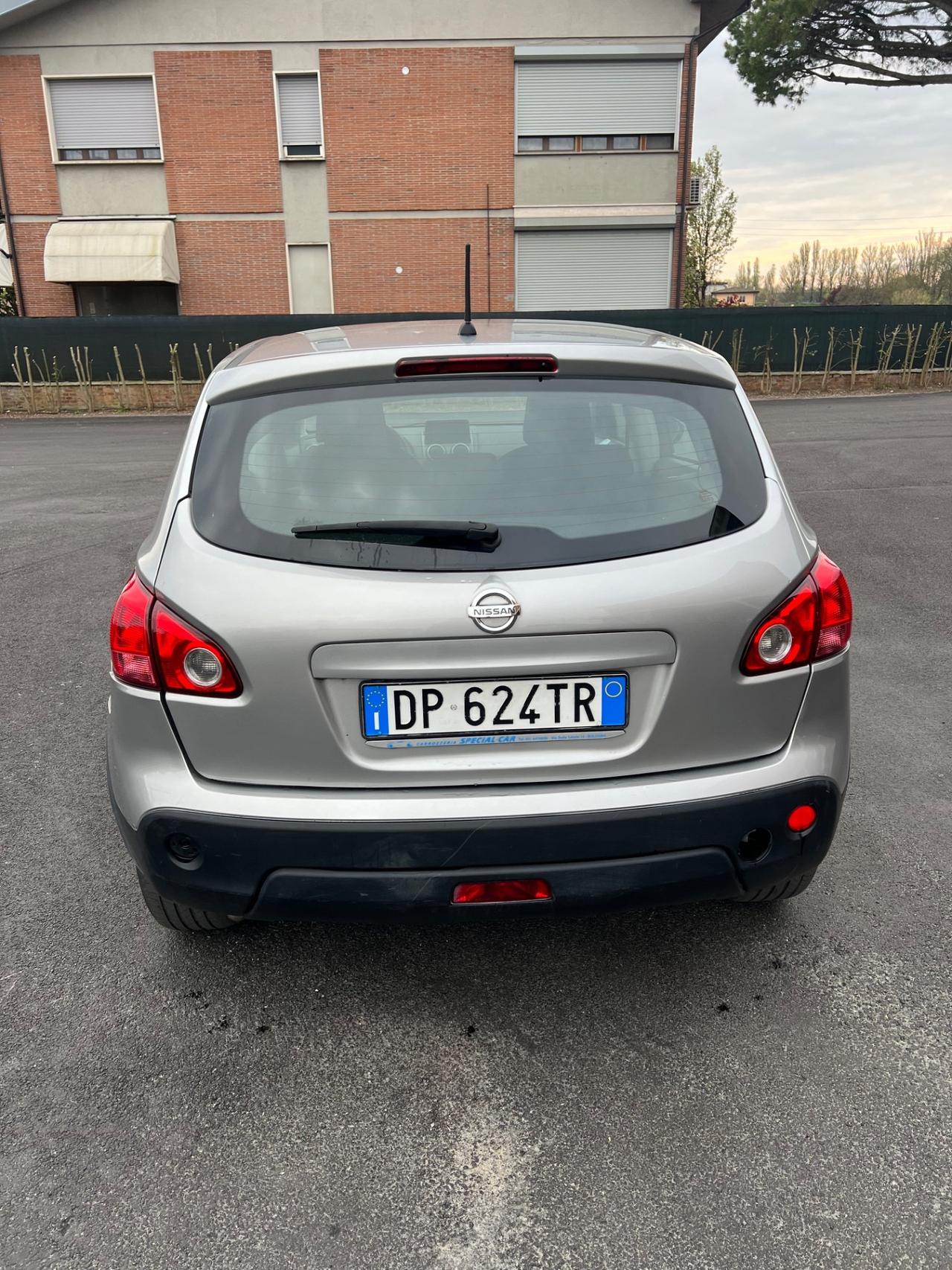 Nissan Qashqai 2.0 dCi DPF 4WD Tekna