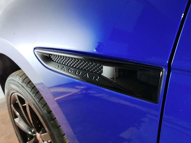 Jaguar F-Pace 2.0d Portfolio AWD 240cv Auto Navi + Camera