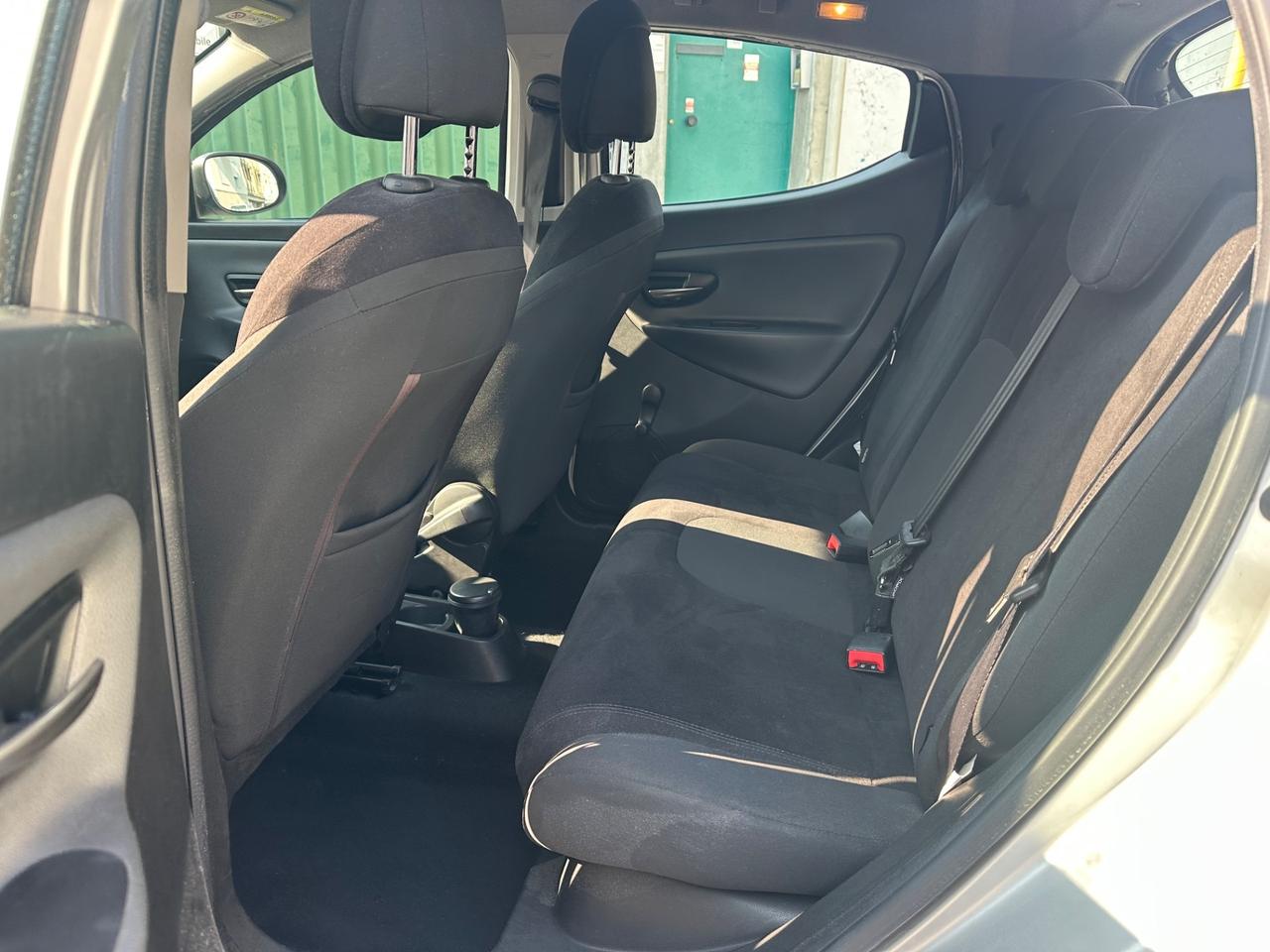 Lancia Ypsilon 1.2 69 CV GPL - euro 6