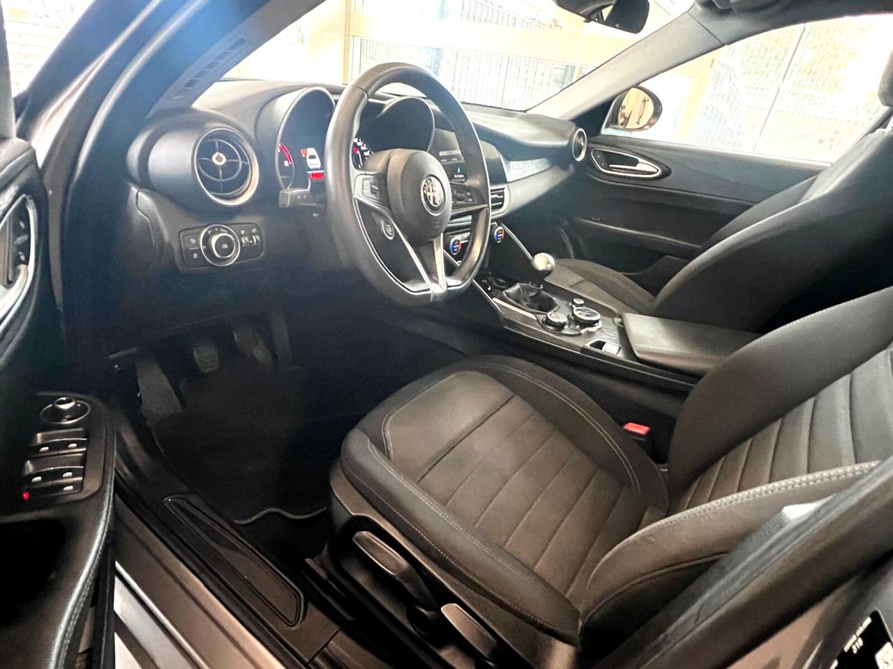 Alfa Romeo Giulia 2.2 160 CV Super UNIPRO *NO VINCOLI DI FINANZ*AZIENDALE