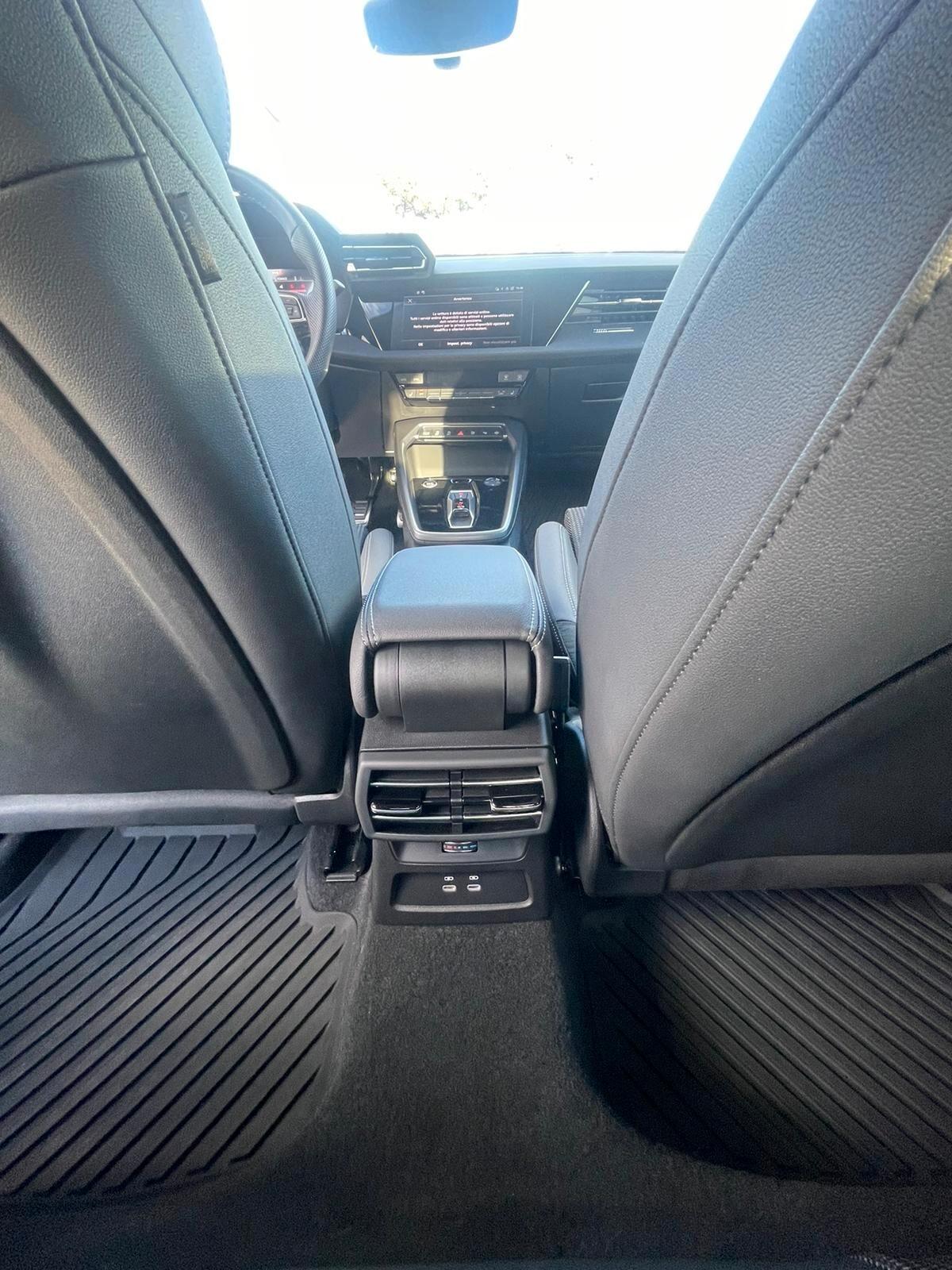 Audi A3 Sedan 35 TDI S tronic line edition