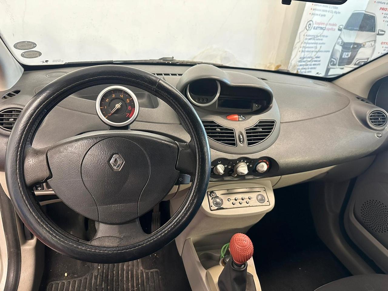 Renault Twingo 1.2 16V Initiale