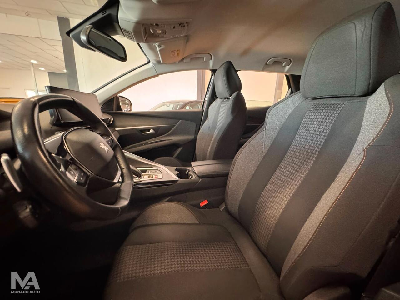 Peugeot 3008 1.5 BlueHDi 130cv Business 2020