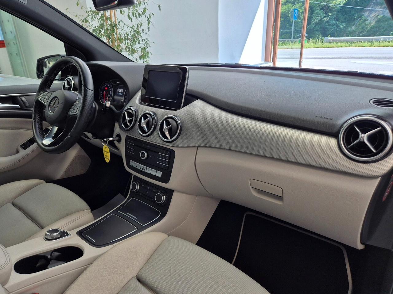 Mercedes-benz B 180 d Automatic Premium