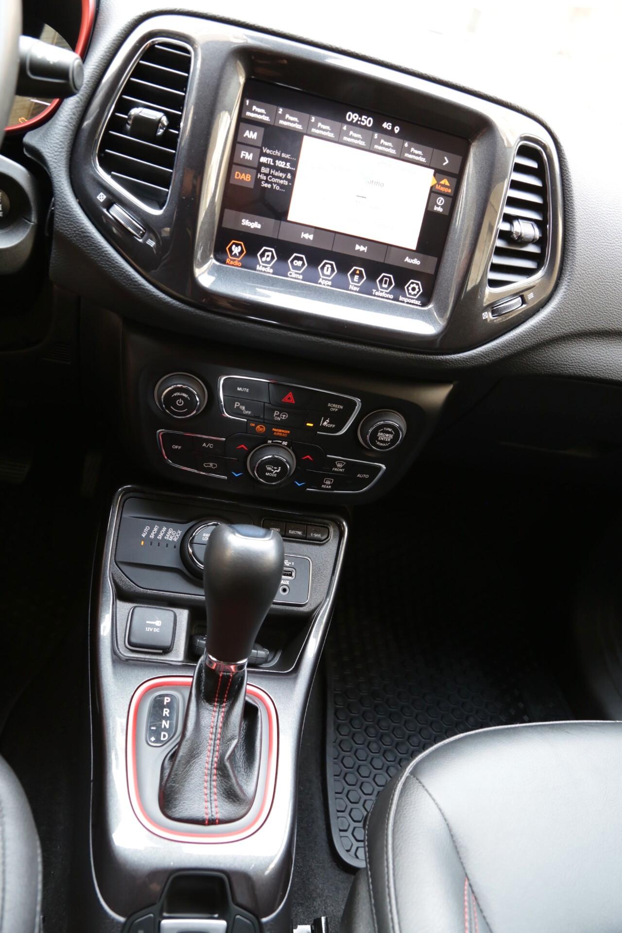Jeep Compass 1.3 Turbo T4 240 CV PHEV AT6 4xe Trailhawk