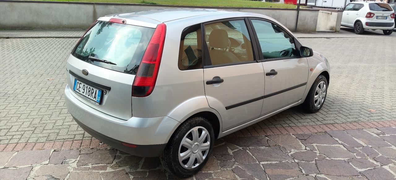 Ford Fiesta 1.2 16V 5p. Ambiente