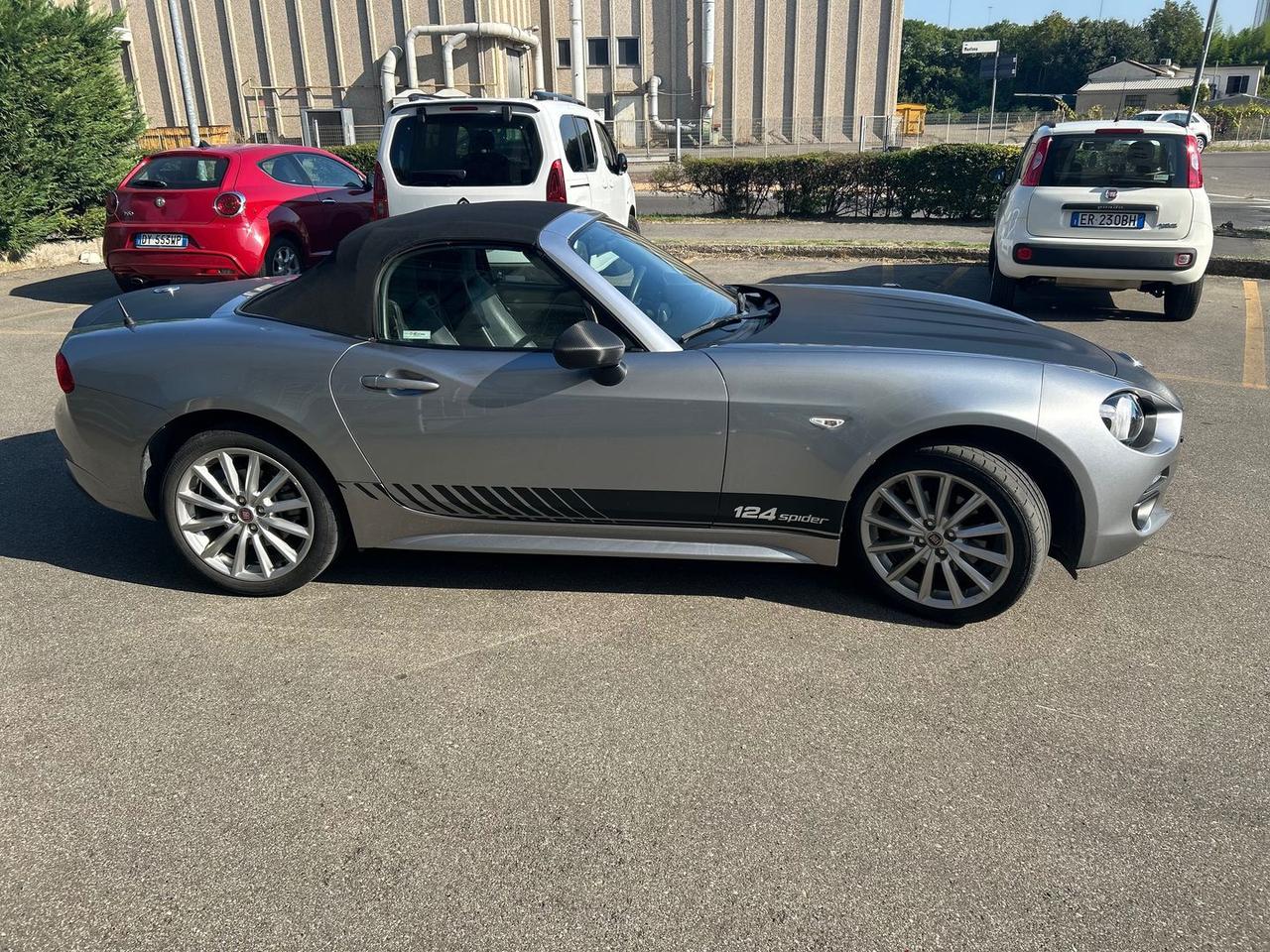 Fiat 124 Spider Lusso 1.4 Multiair Turbo #6928