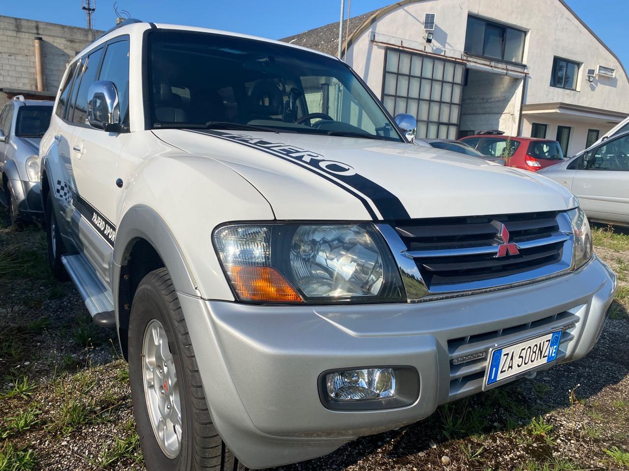 Mitsubishi Pajero 3.2 16V DI-D 5p. GLS2