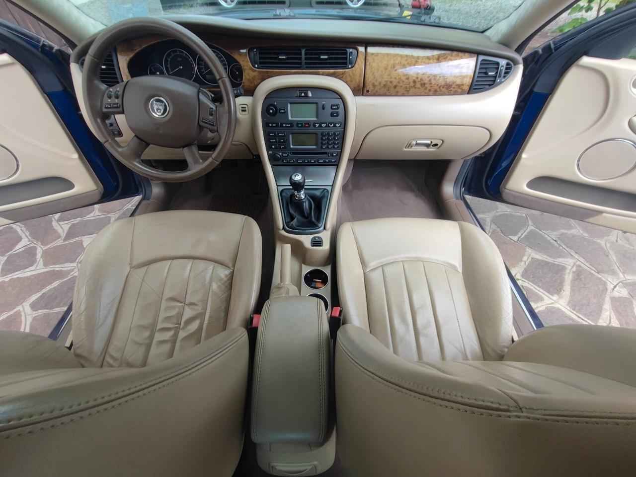 Jaguar X-Type 2.5 Benz/ GPL V6 24V 4x4