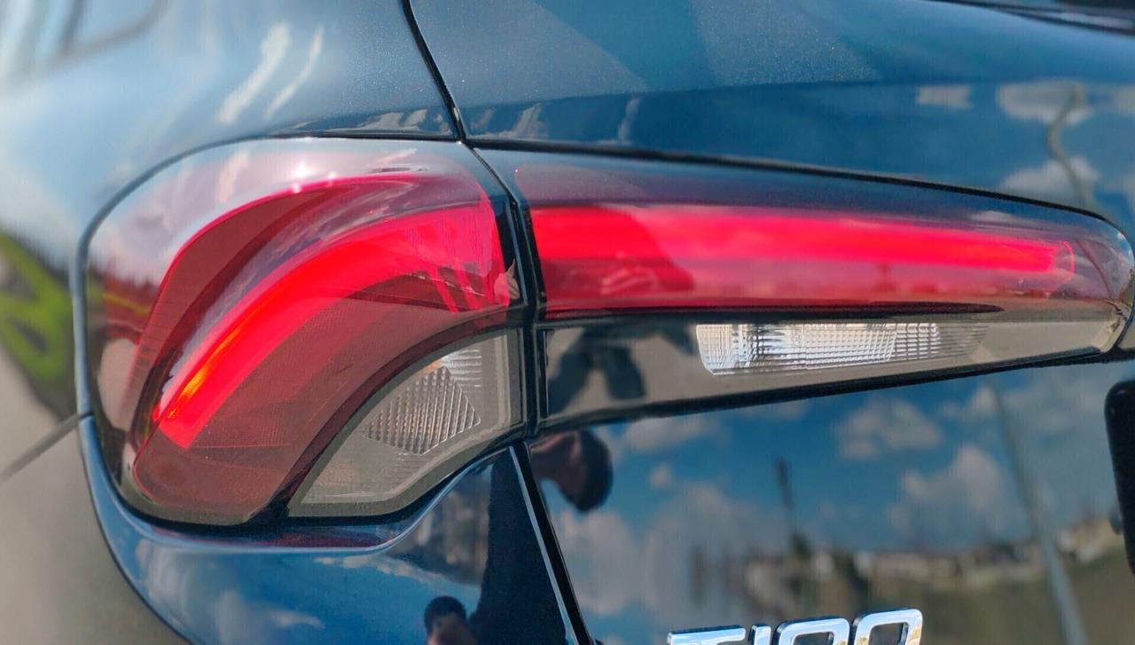 Fiat Tipo 1.6 Mjt S&S SW Cross GARMIN