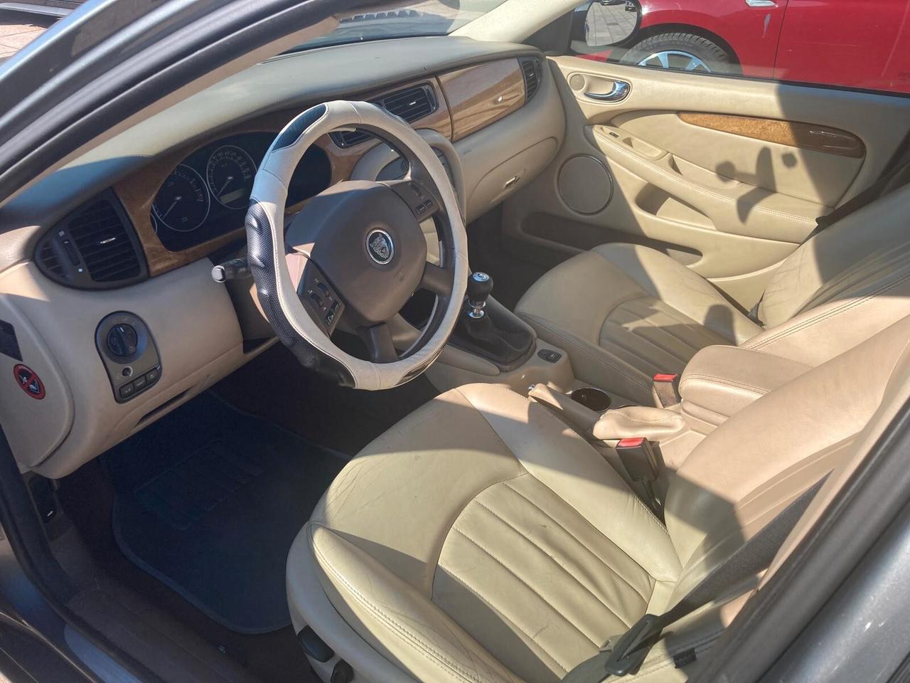 Jaguar X-Type 2.0D cat Wagon Executive EU3