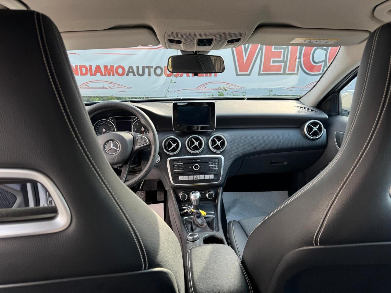 Mercedes-benz A 180 d Premium