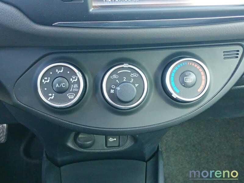 Toyota Yaris 1.5 Active 5p