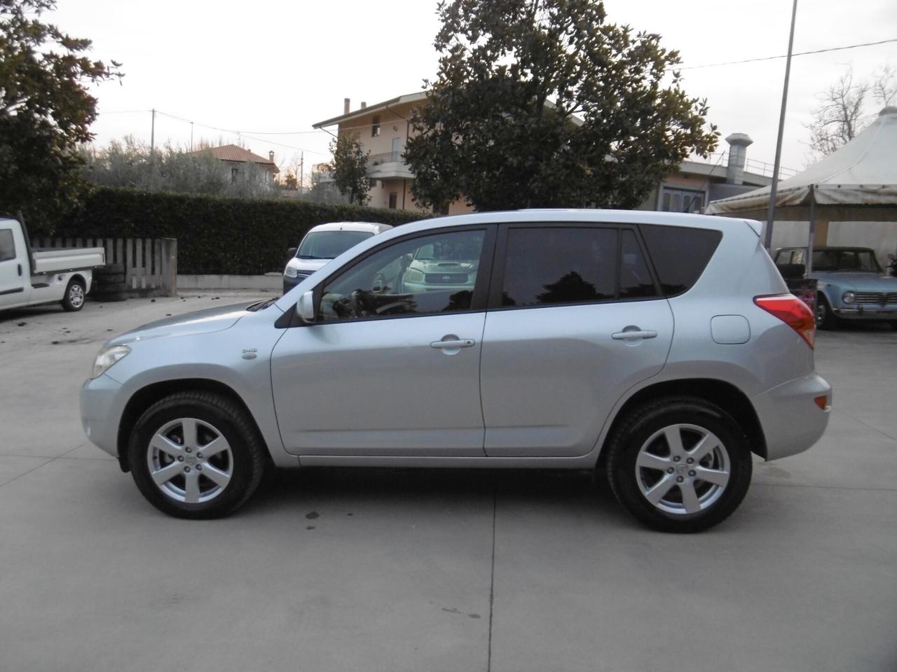 Toyota RAV 4 RAV4 Crossover 2.2 D-4D 136 CV Sol