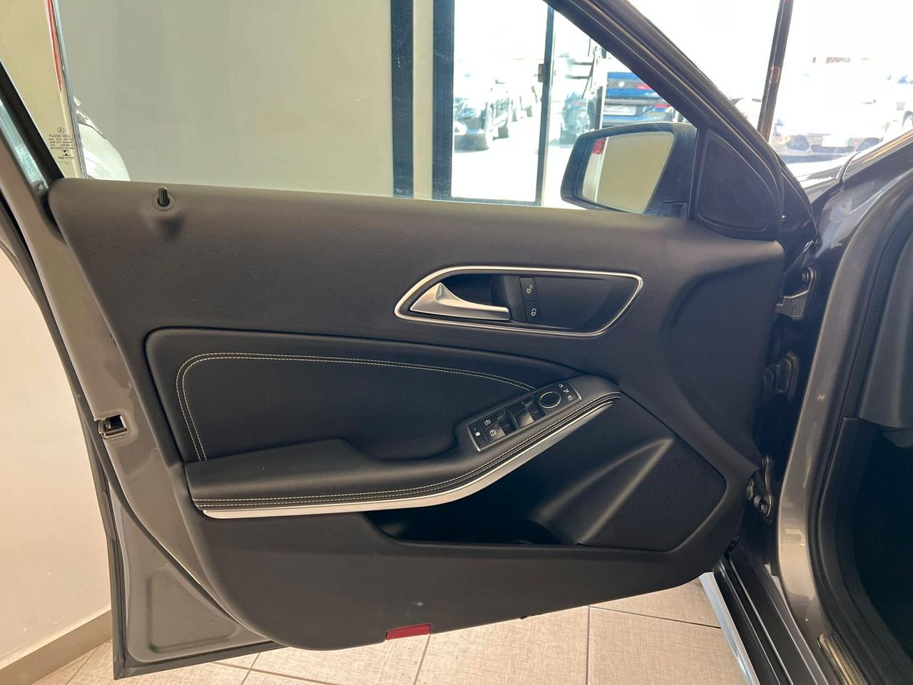 Mercedes-benz A 180 d Automatic Premium 2016