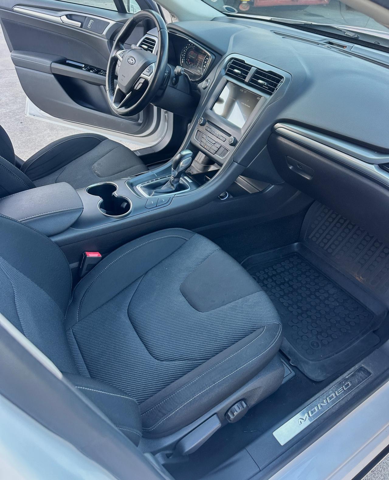 Ford Mondeo 2.0 TDCi 150 CV S&S Powershift Station Wagon Vignale