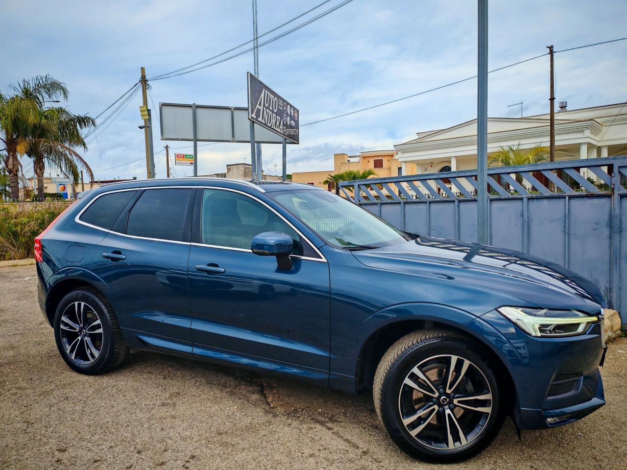 Volvo XC60D4 2.0 190cv pelle navig cam 2020