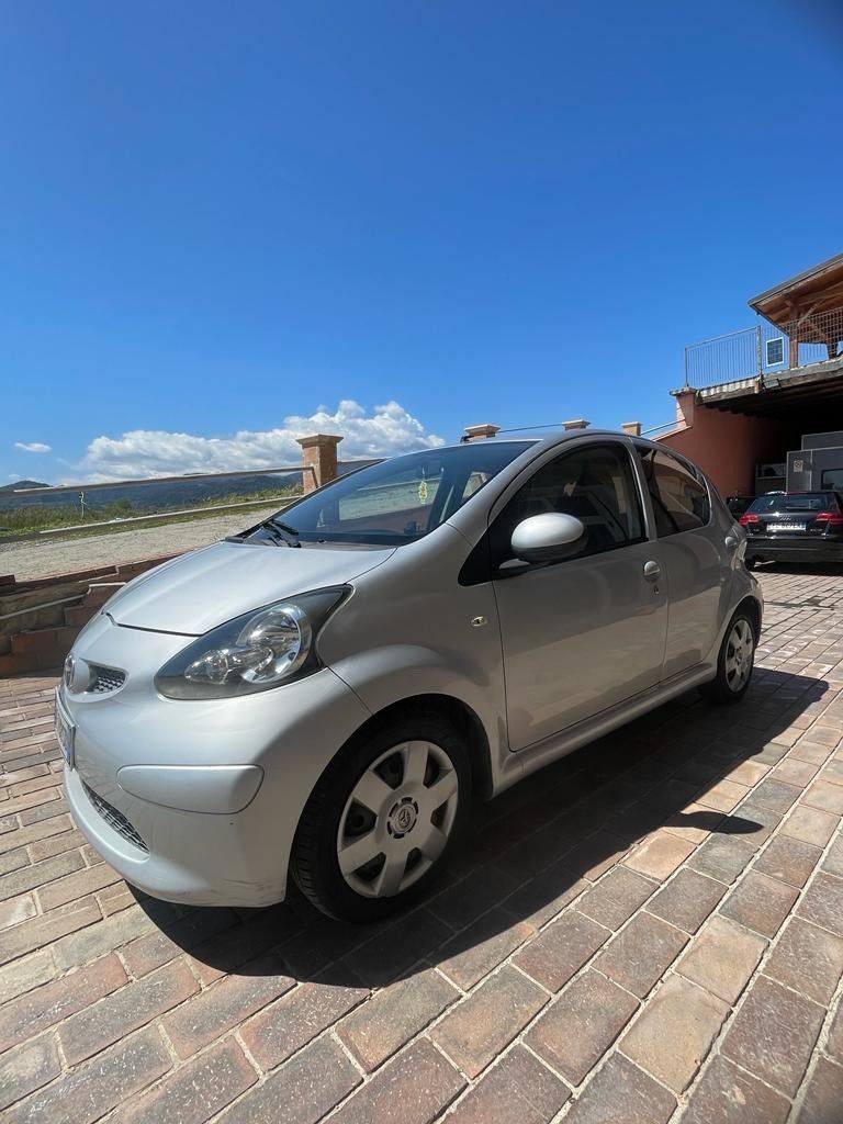 Toyota Aygo 1.0 12V VVT-i 5 porte