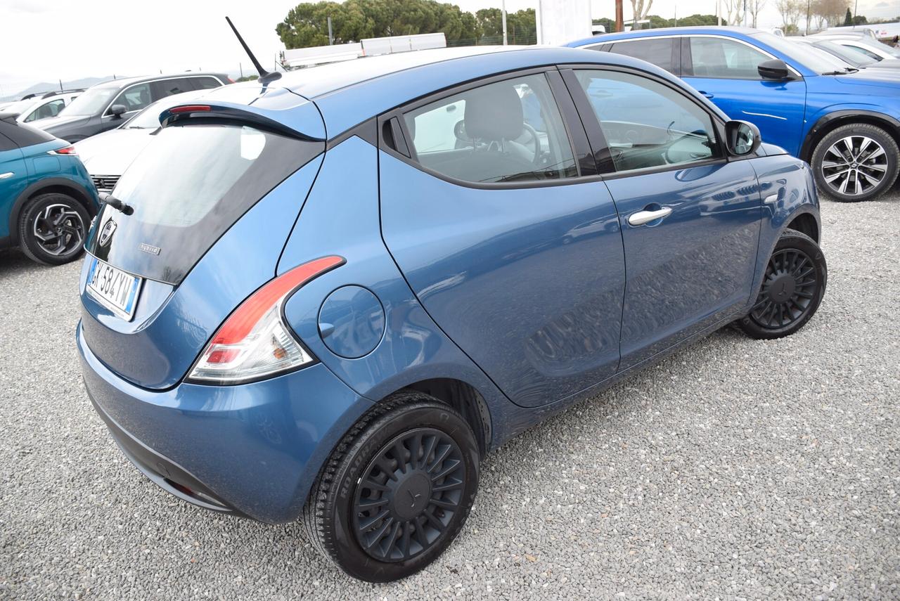 Lancia Ypsilon ALBERTA FERRETTI 1.0 HYBRID FireFly 5 posti CLIMA LED BT NEOPATENTATI