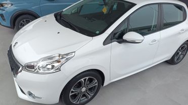 Peugeot 208 PureTech 82 5 porte Allure MOTORE NUOVO