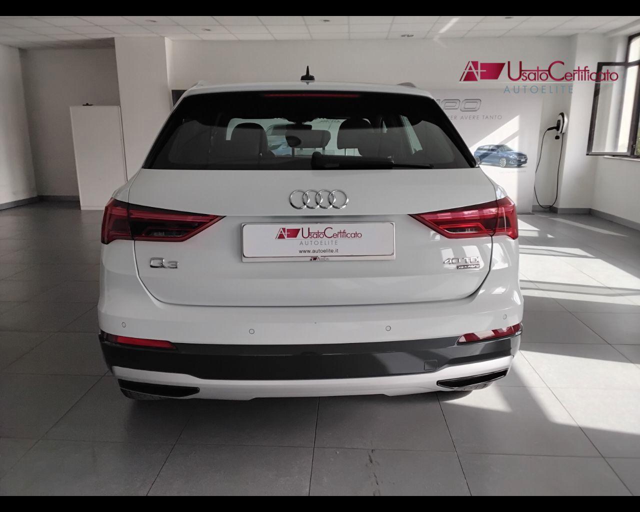 AUDI Q3 40 TDI quattro S tronic Business Advanced