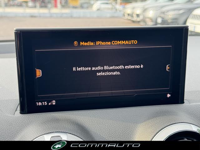 AUDI Q2 30 TDI S tronic Identity Black