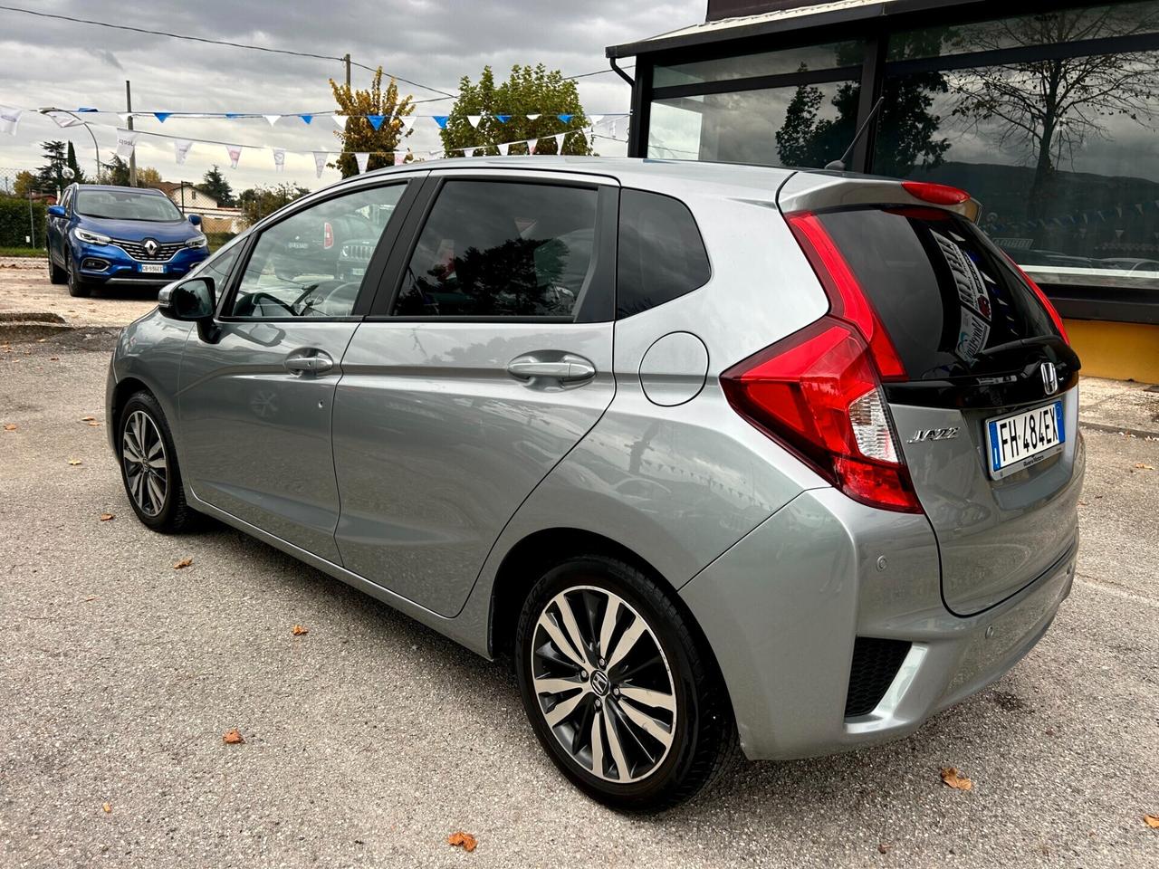 "UNA CHICCA" Honda Jazz 1.3 Elegance 30.000 KM