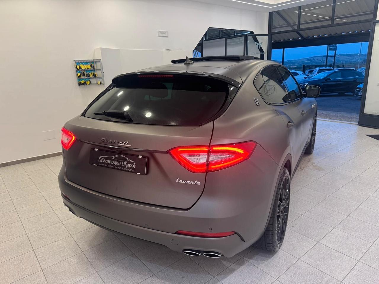 Maserati Levante 275CV TETTO 2017 IVA ESP