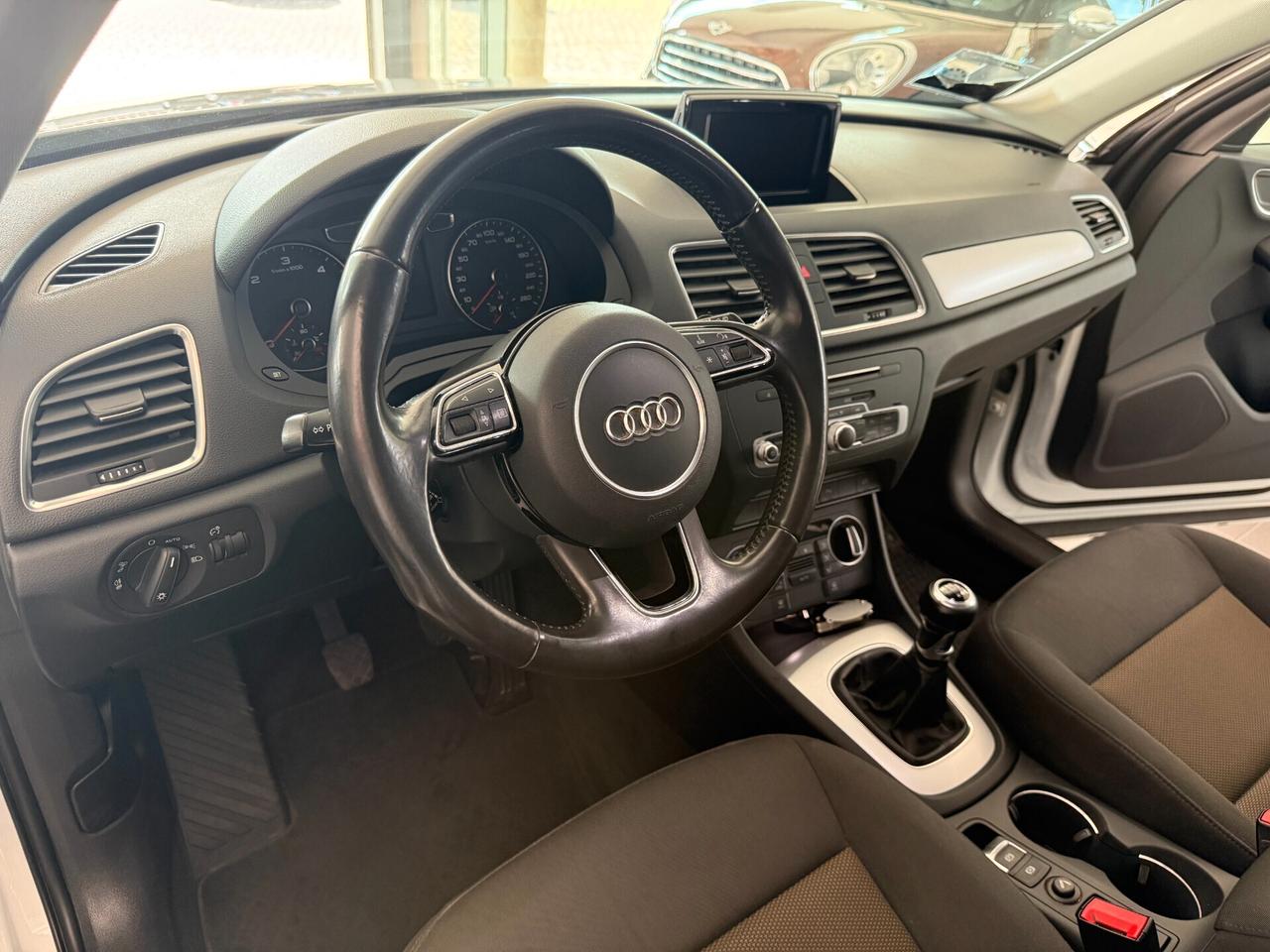 Audi Q3 2.0 tdi Business 150cv GANCIO TRAINO !