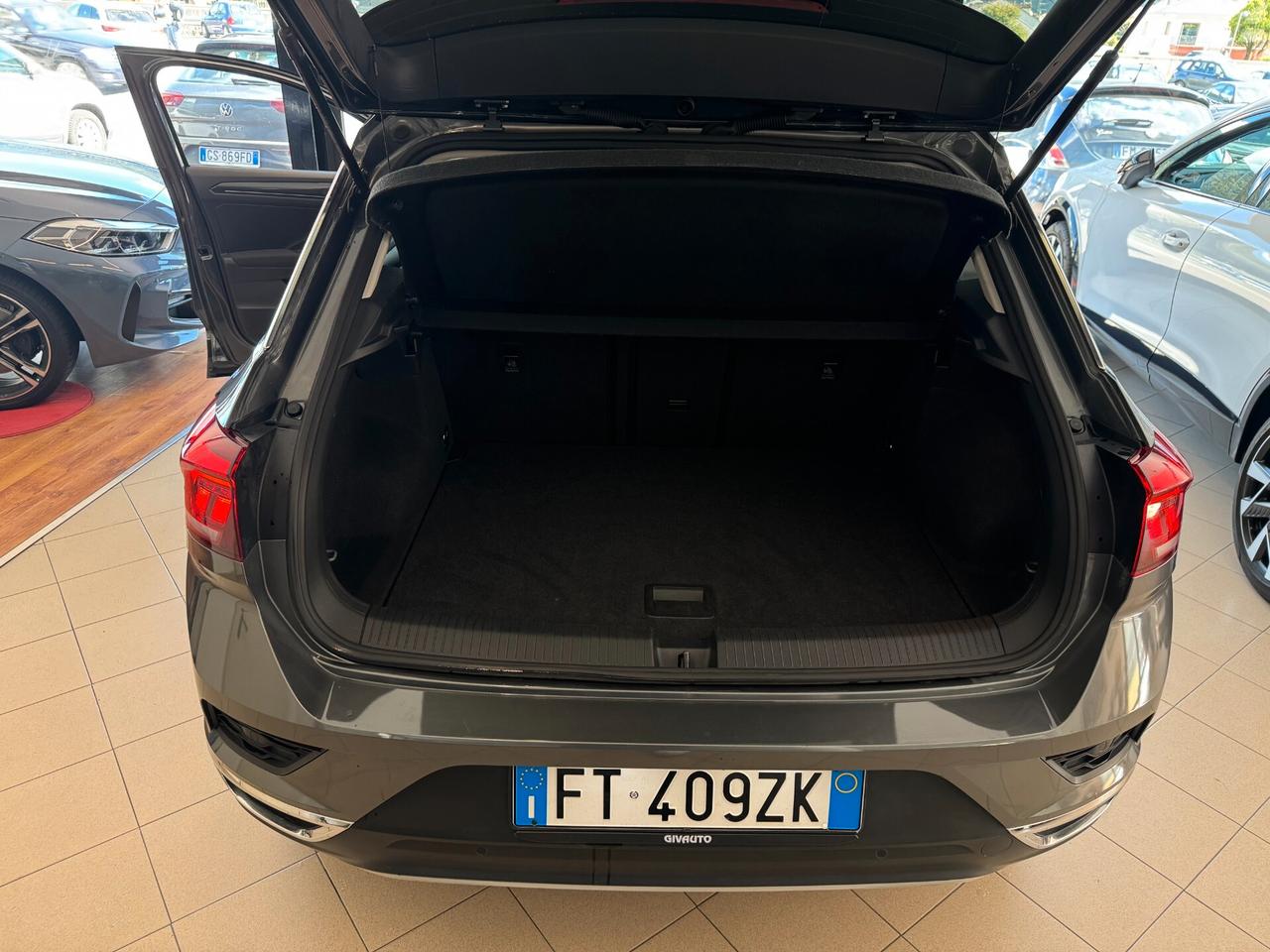 VOLKSWAGEN T-ROC 2.0cc 150CV TDI DSG 4MOTION