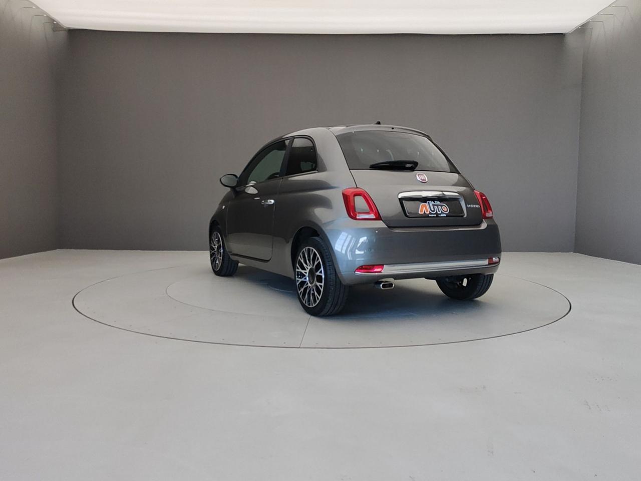 FIAT 500 III 2015 1.0 70CV HYBRID DOLCEVITA