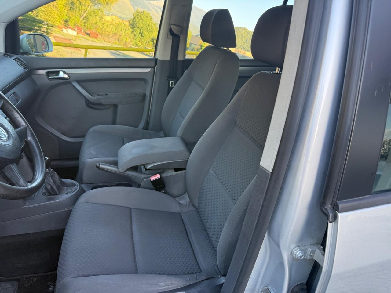 Volkswagen Touran 2.0 Highline Ecofuel garantita 12 mesi