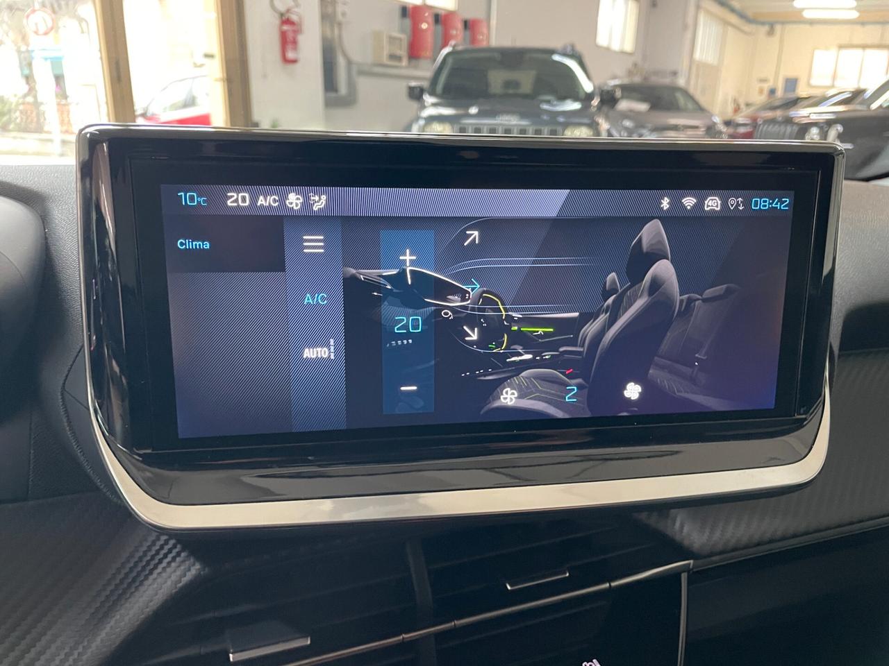 Peugeot 208 100cv 5 p. Allure 2025 Km13000 neopatentati