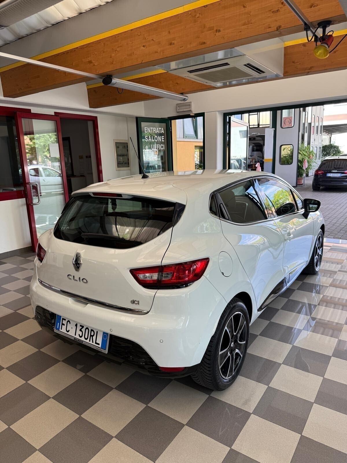 Renault Clio dCi 75CV Neopatentati