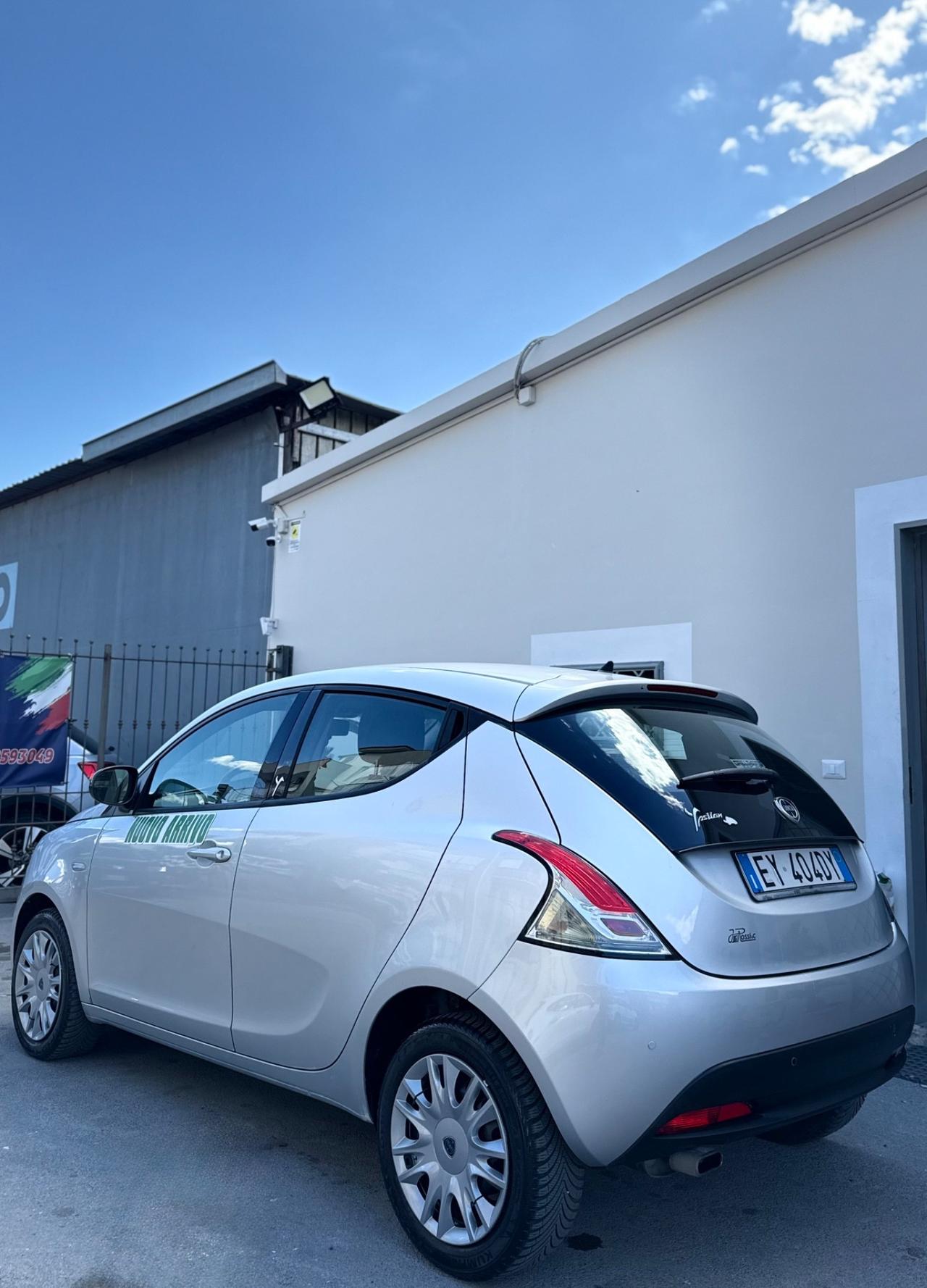Lancia Ypsilon 1.2 Gpl Ecochic 69 Cv
