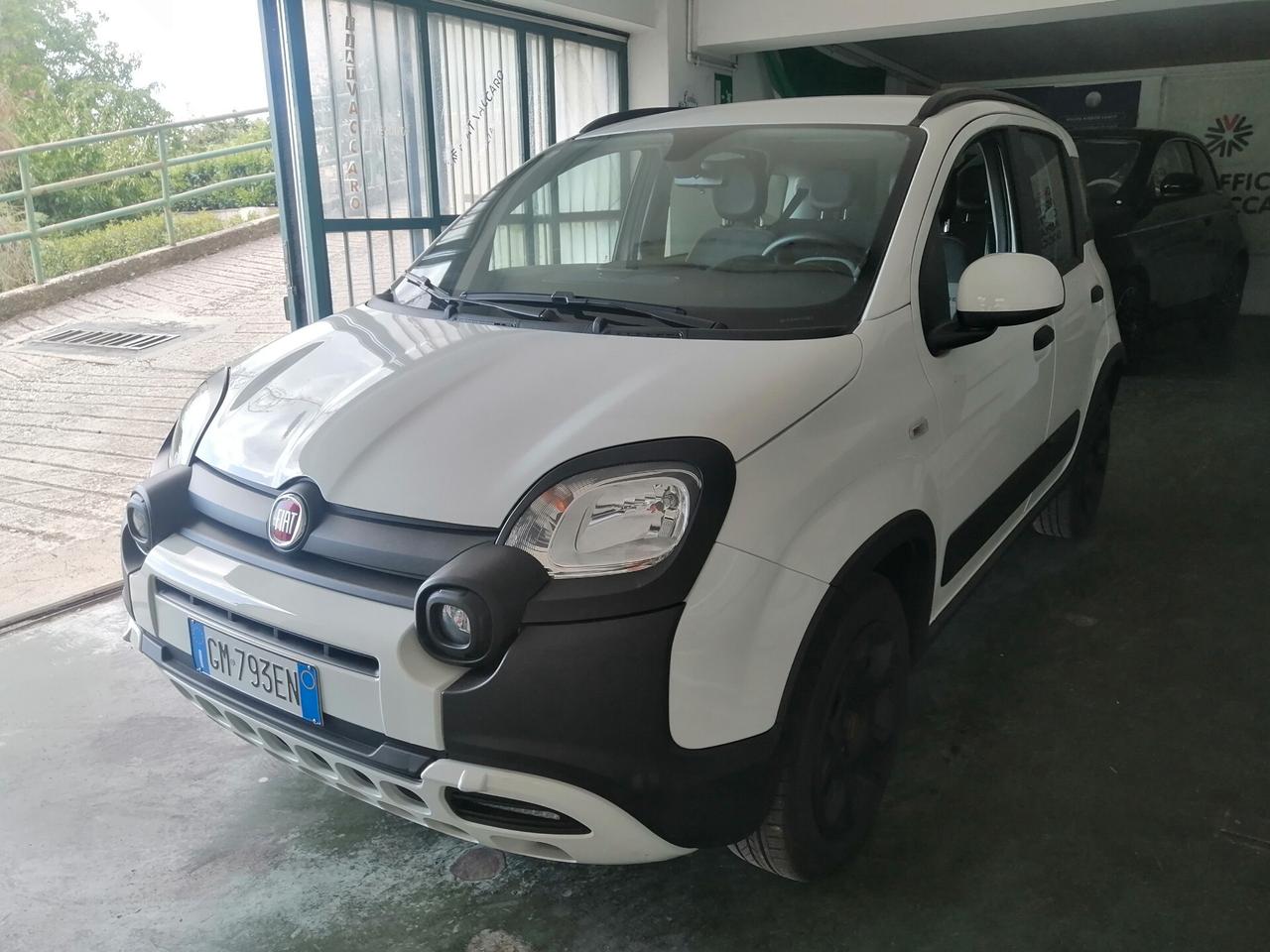 Fiat Panda 1.0 S&S Hybrid CROSS