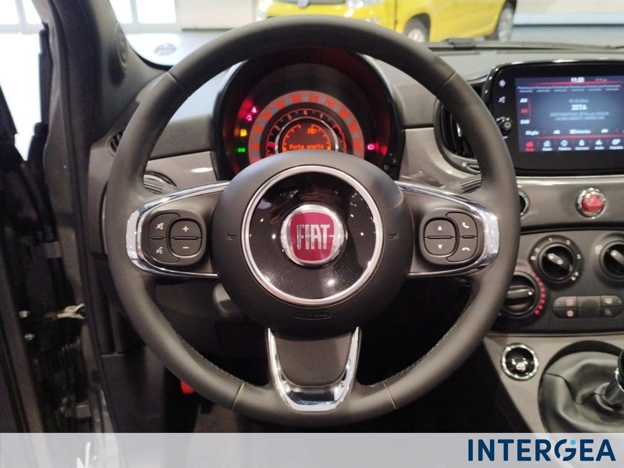 FIAT 500C 1.0 hybrid Lounge 70cv