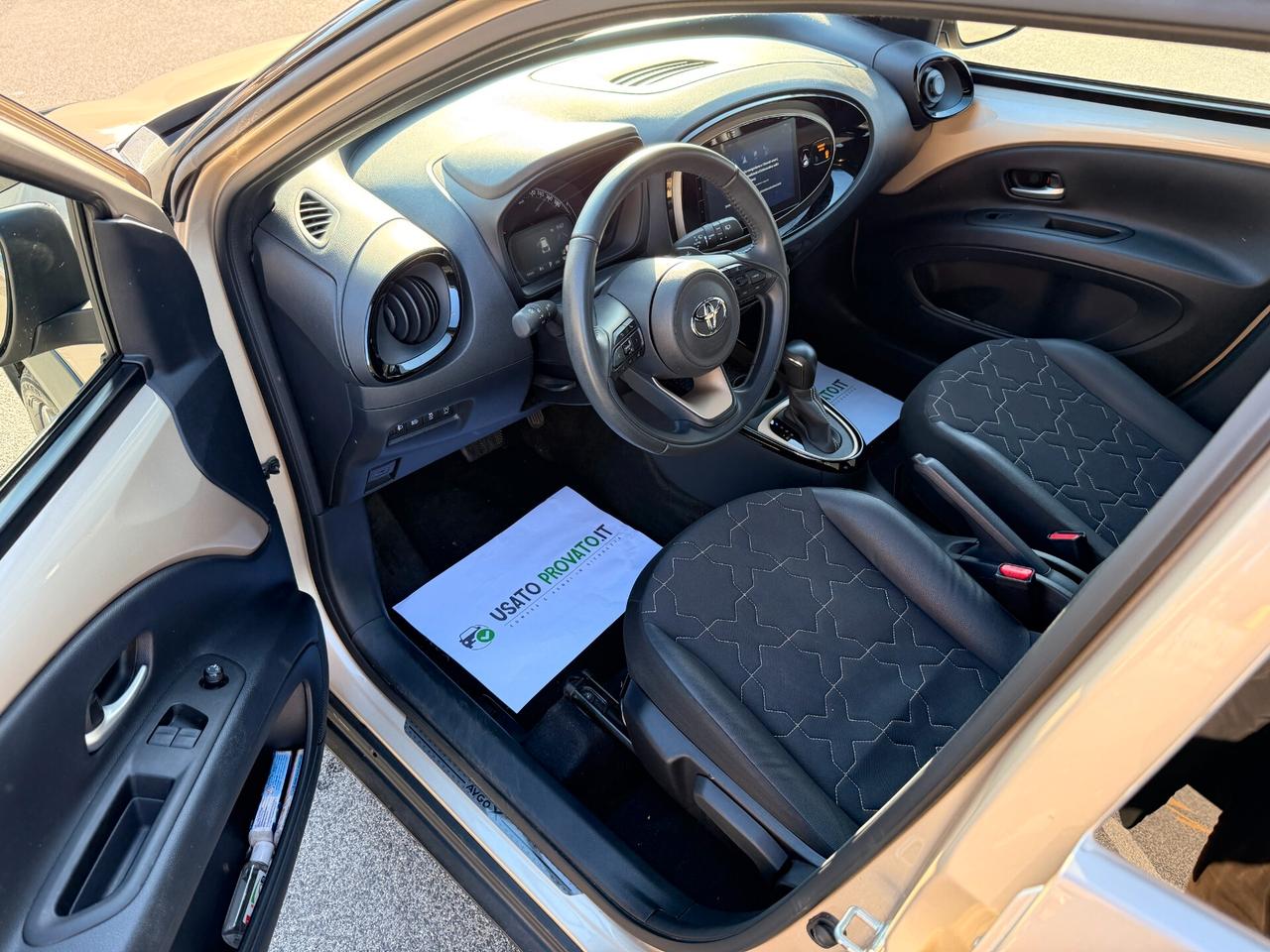 Toyota Aygo X 1.0 72cv Lounge AUTOMATICA