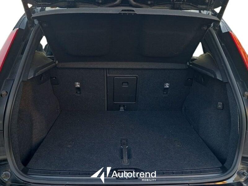 Volvo XC40 T2 129 CV Automatica NAVI LED Core