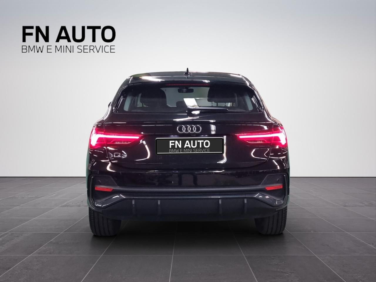 Audi Q3 SPORTBACK 45 TFSI e S tronic Business Plus