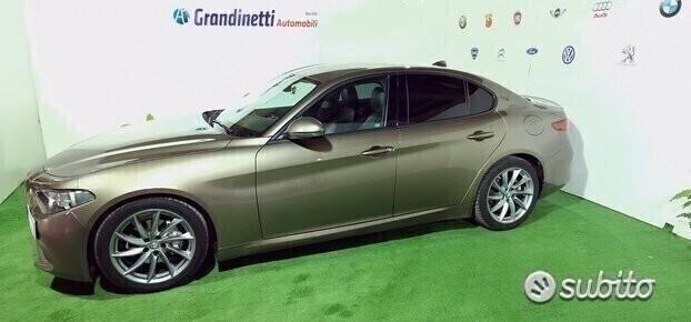 Alfa Romeo Giulia 2.2 td 136 cv bussines anno2017