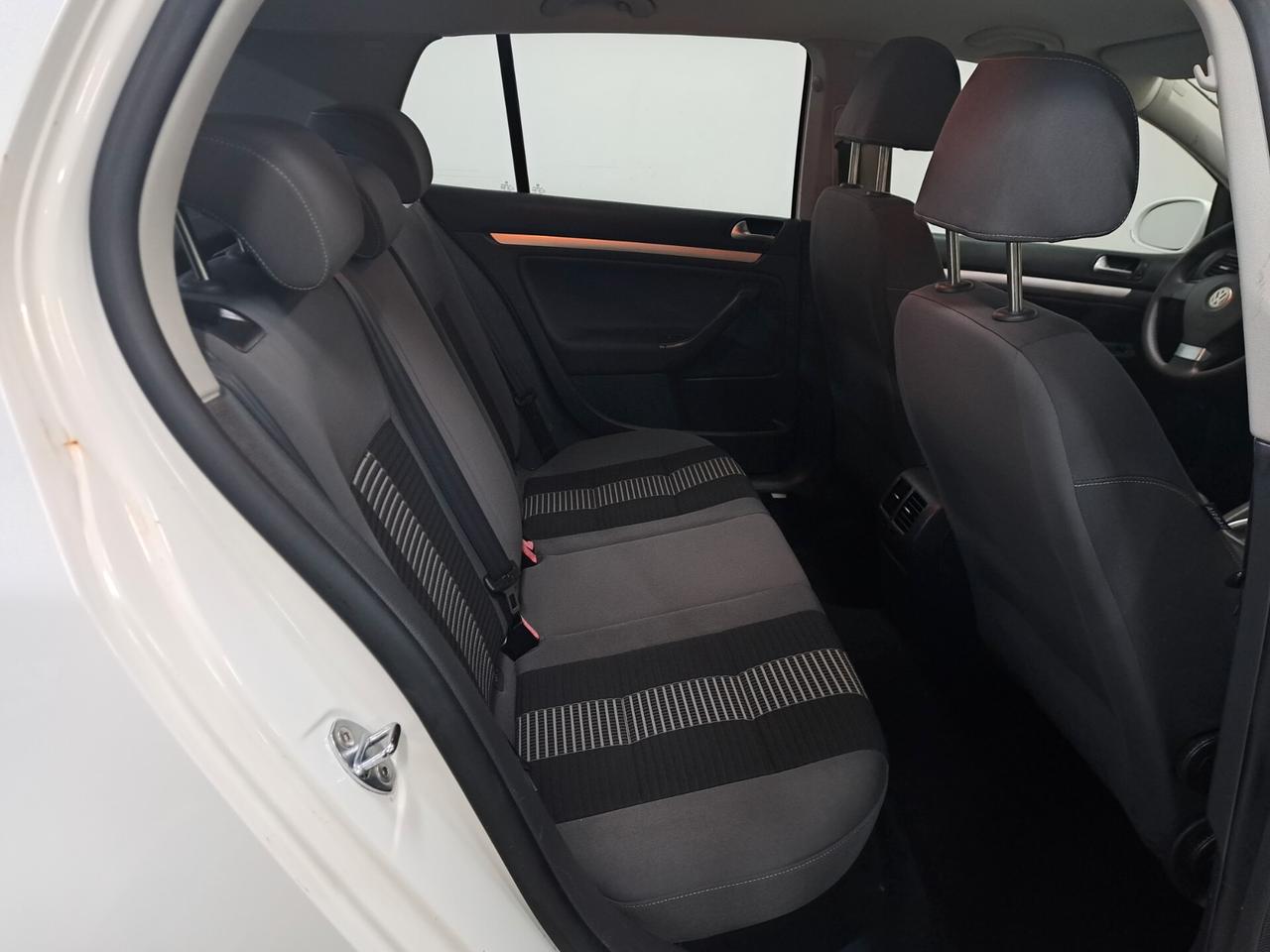 Volkswagen Golf 1.6 gpl unico prop 2008