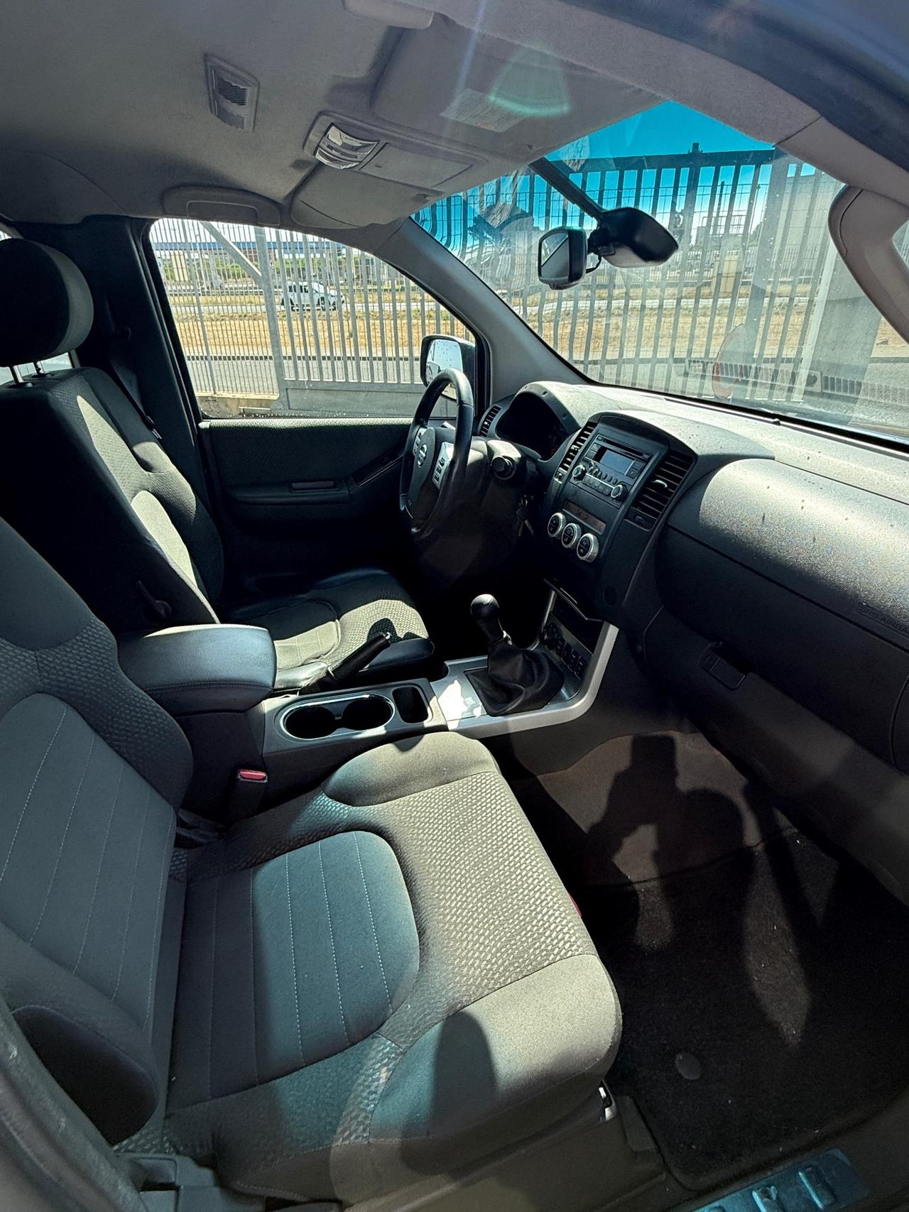 Nissan Navara 2.5 dCi 190CV 2 porte King Cab LE