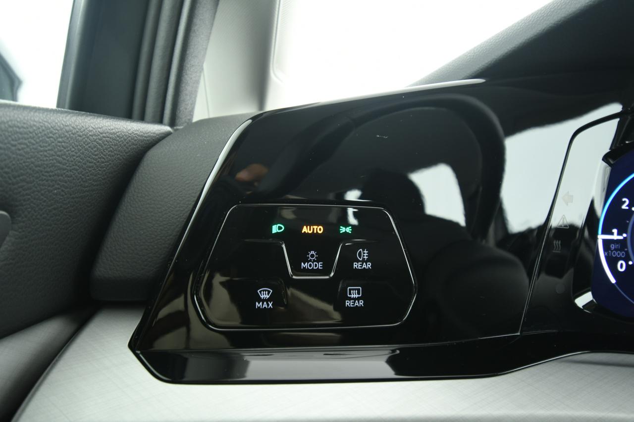 VOLKSWAGEN Golf 1.0 etsi evo Life 110cv dsg NEOPATENTATI+ACC+APP CONNECT