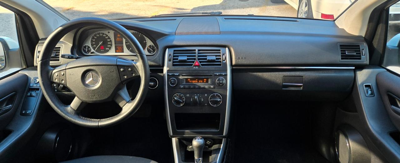 Mercedes-benz B 200 CDI Premium