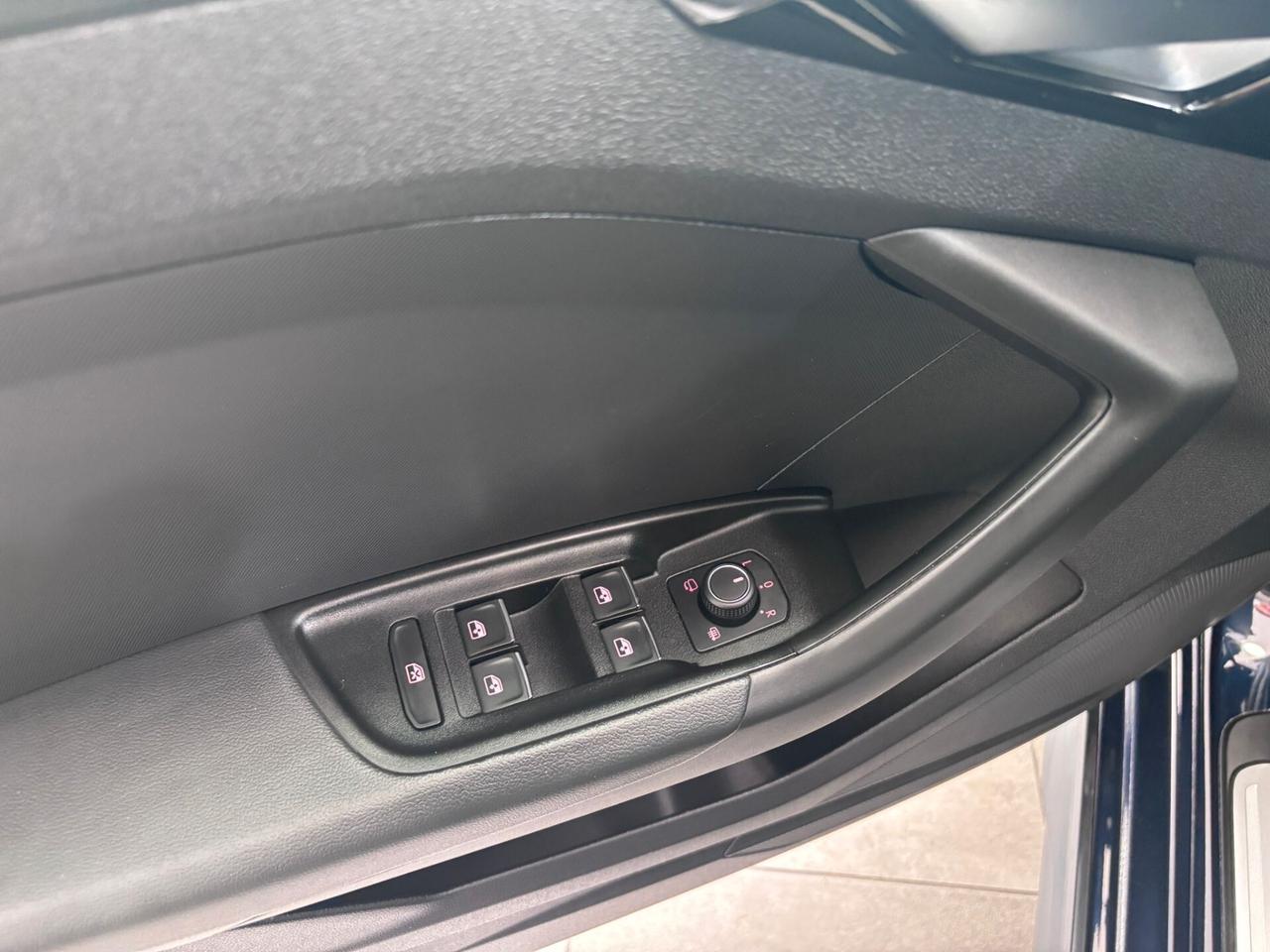 AUDI A1 CITYCARVER 30TFSI S-TRONIC S-LINE EDITION