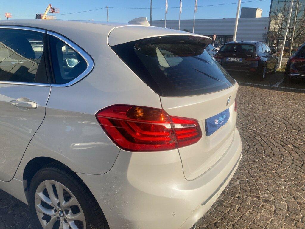 BMW Serie 2 Active Tourer 220 d Luxury Steptronic