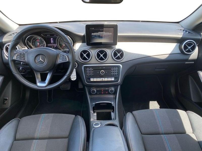 Mercedes-Benz CLA 200 d (cdi) Sport 4matic auto