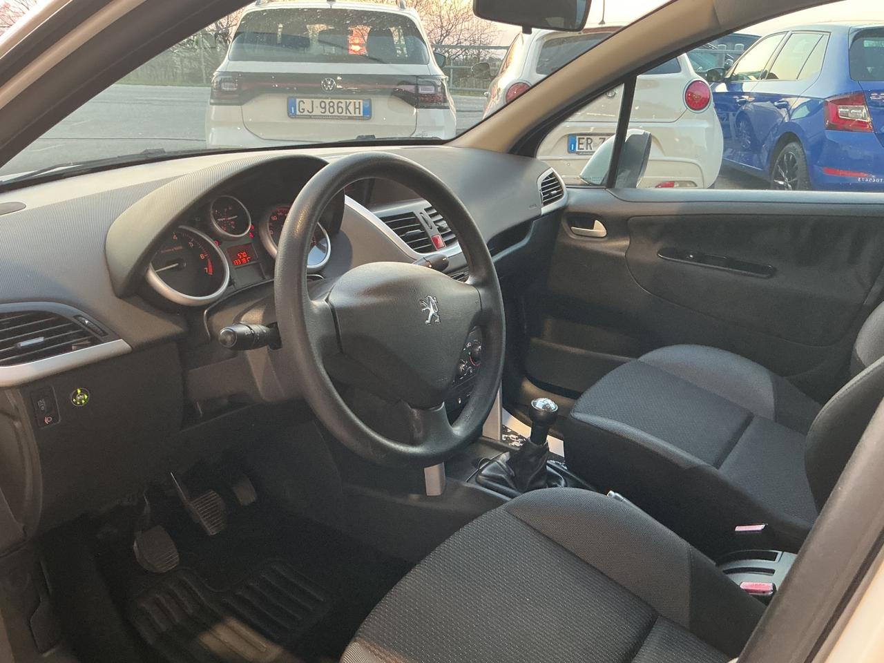 Peugeot 207 1.4 GPL Neopatentati