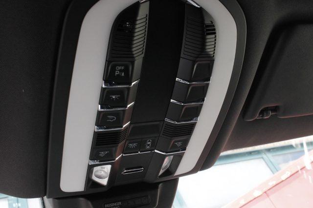 PORSCHE Macan 2.0 Telecamera - Tagliandi ufficiali Porsche